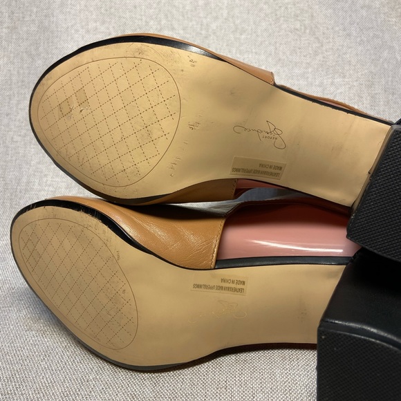 Report Signature Bryanna Tan and Black Cutout Peep Toe Booties. Size 8-8,5. - Picture 5 of 11